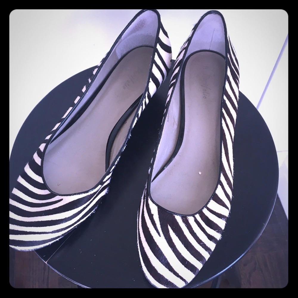 COPY - Zebra wedge shoes size 9